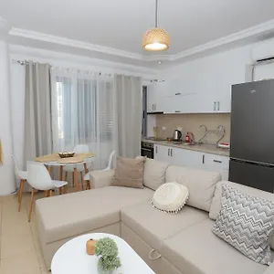 white-apartament.hotels-in-tirana.com/